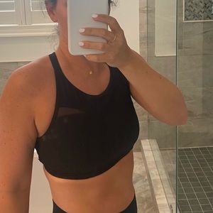 Lululemon sports bra brand new